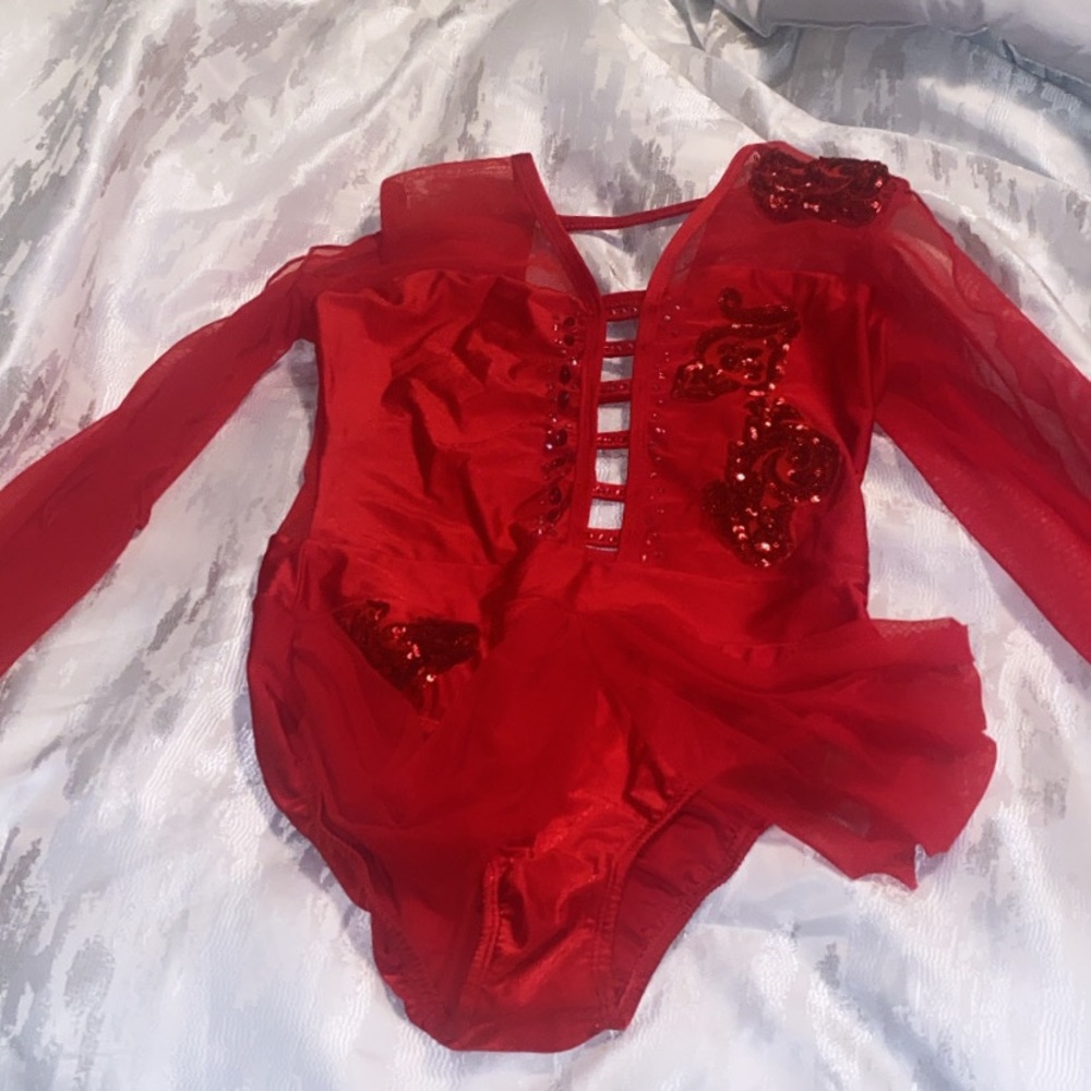 Dance costume - Picture 2 of 4